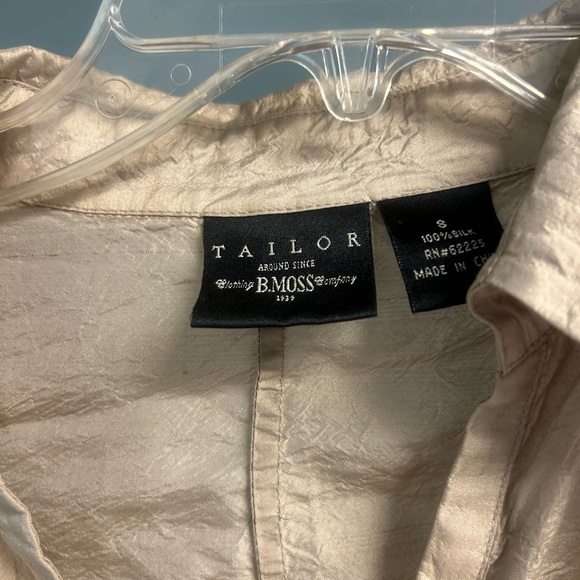 Tailor B. Moss Button down blouse - Picture 3 of 3